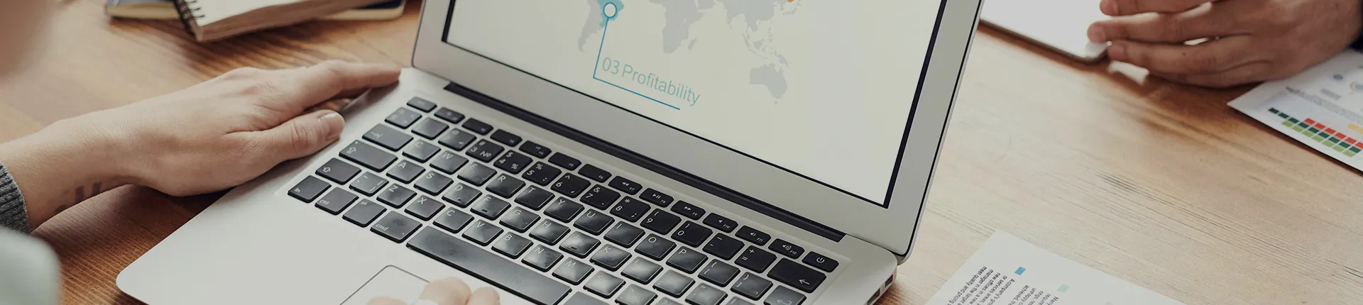 Skontaktuj się z nami