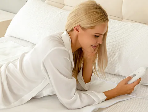 Poliester elektryczny pod kocem